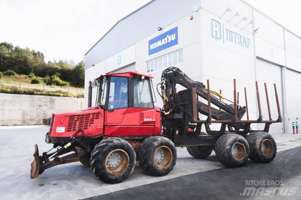 Komatsu 890.3 Μεταφορείς ξυλείας