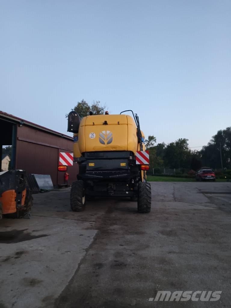 New Holland CX 5090 Θεριζοαλωνιστικές μηχανές