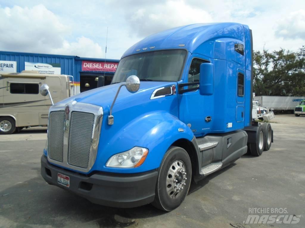 Kenworth T680 Τράκτορες
