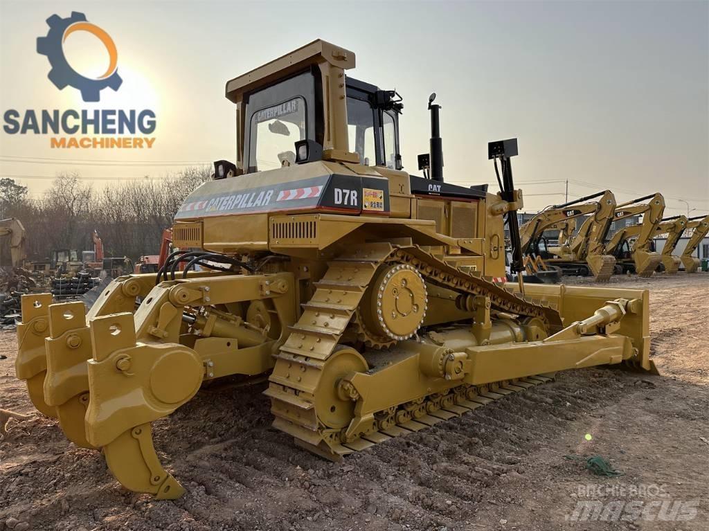 CAT D 7 R Μπουλντόζες με ερπύστριες