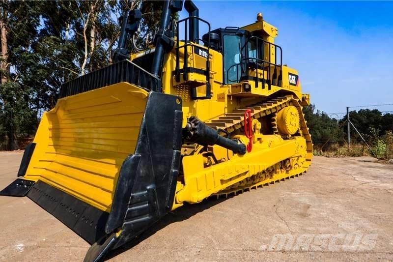CAT D10T Μπουλντόζες με ερπύστριες