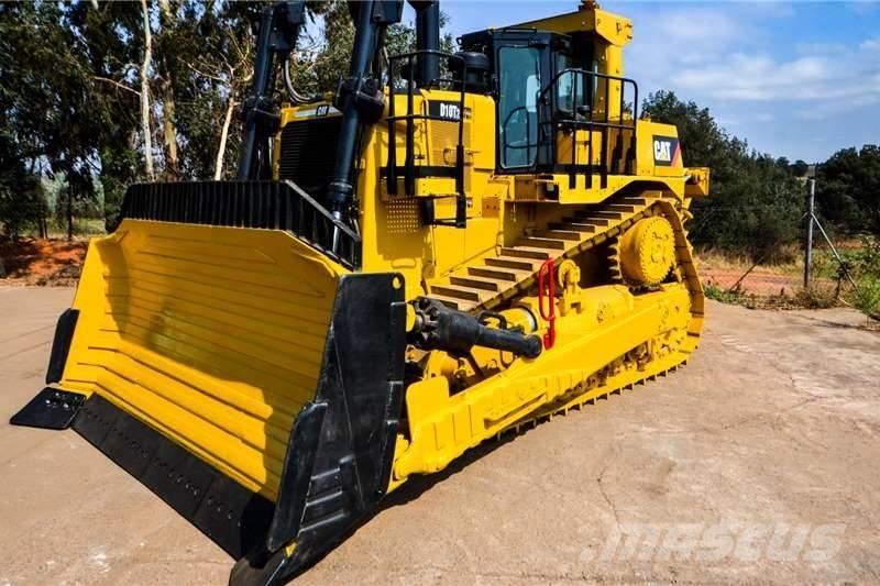 CAT D10T Μπουλντόζες με ερπύστριες
