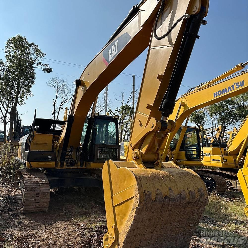 CAT 326D Εκσκαφείς με ερπύστριες