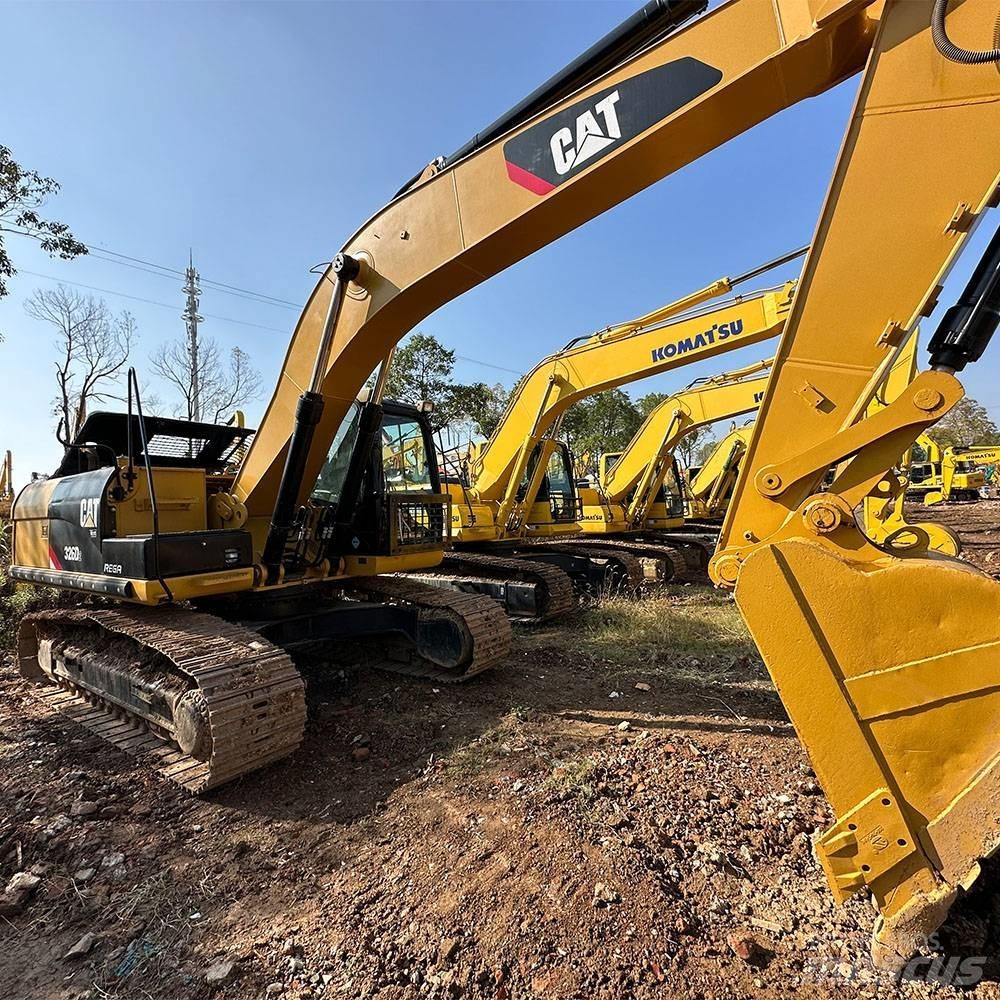 CAT 326D Εκσκαφείς με ερπύστριες