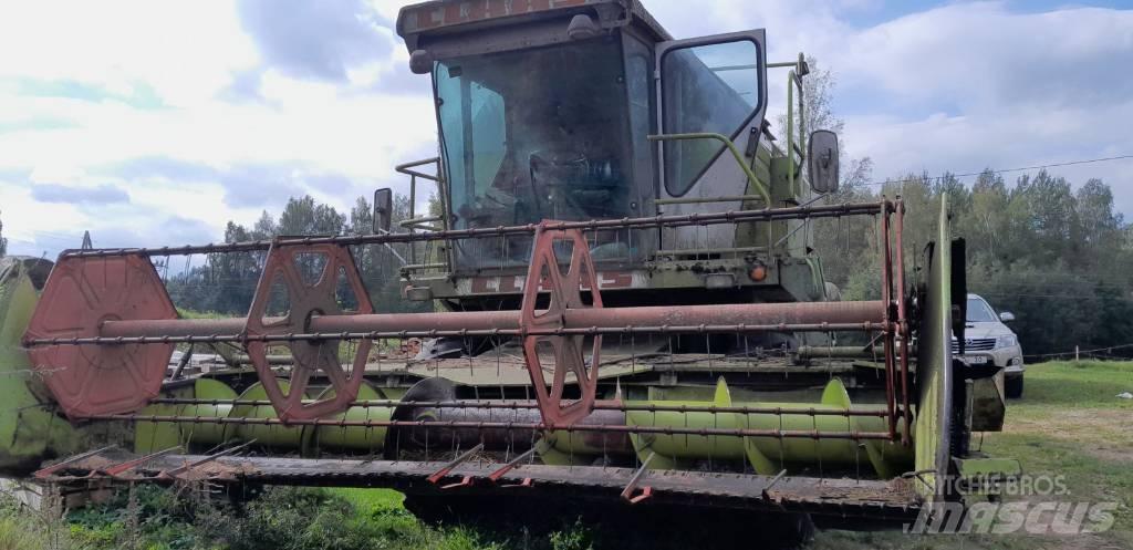 CLAAS Dominator 86 Θεριζοαλωνιστικές μηχανές