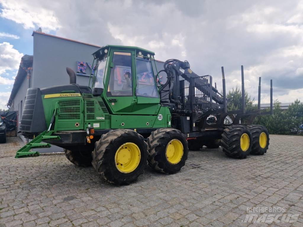 John Deere 1210 E Μεταφορείς ξυλείας