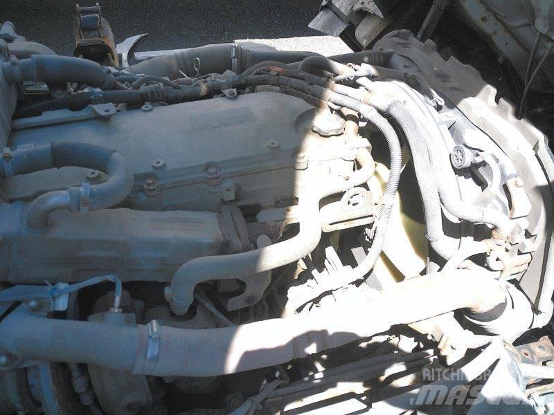 Isuzu NPR Κλούβες με συρόμενες πόρτες