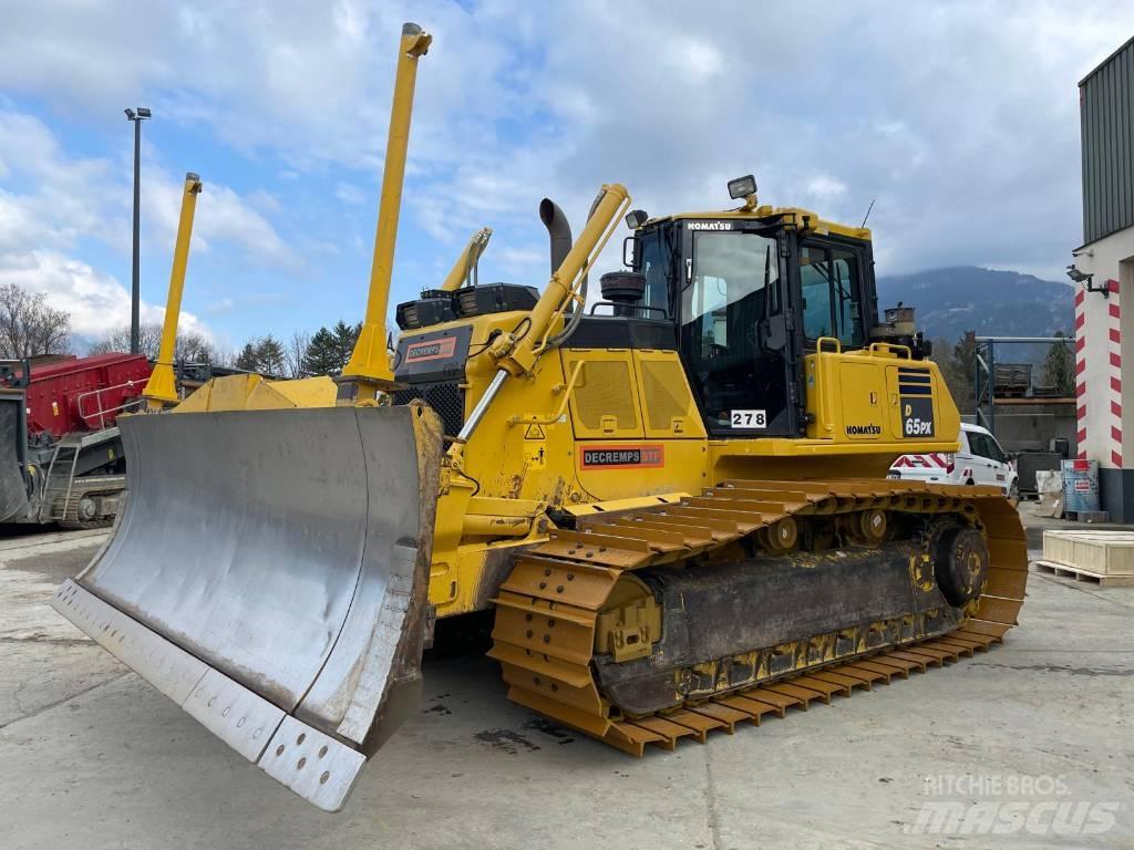 Komatsu D65PX-18 Μπουλντόζες με ερπύστριες