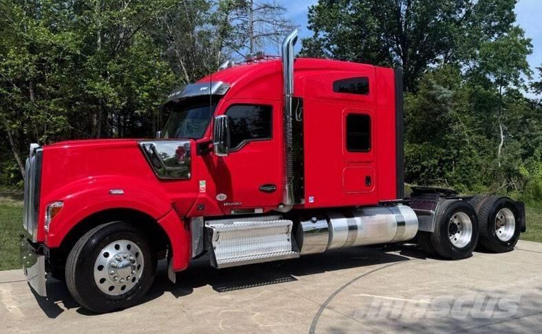 Kenworth W 990 Τράκτορες