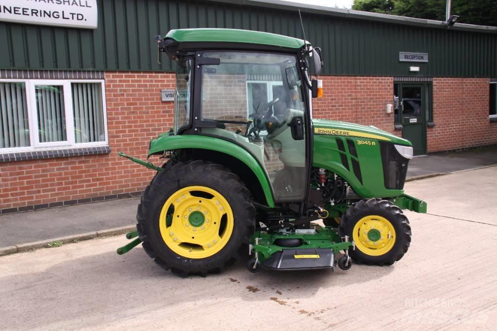 John Deere 3045 R Τρακτέρ