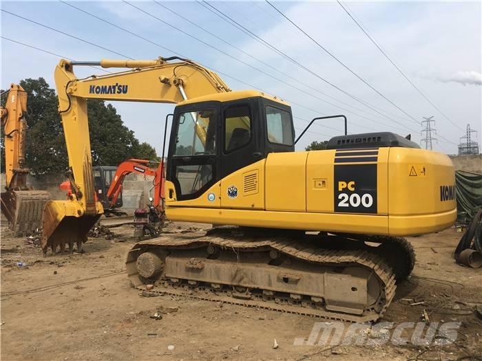 Komatsu PC 200-7 Εκσκαφείς με ερπύστριες