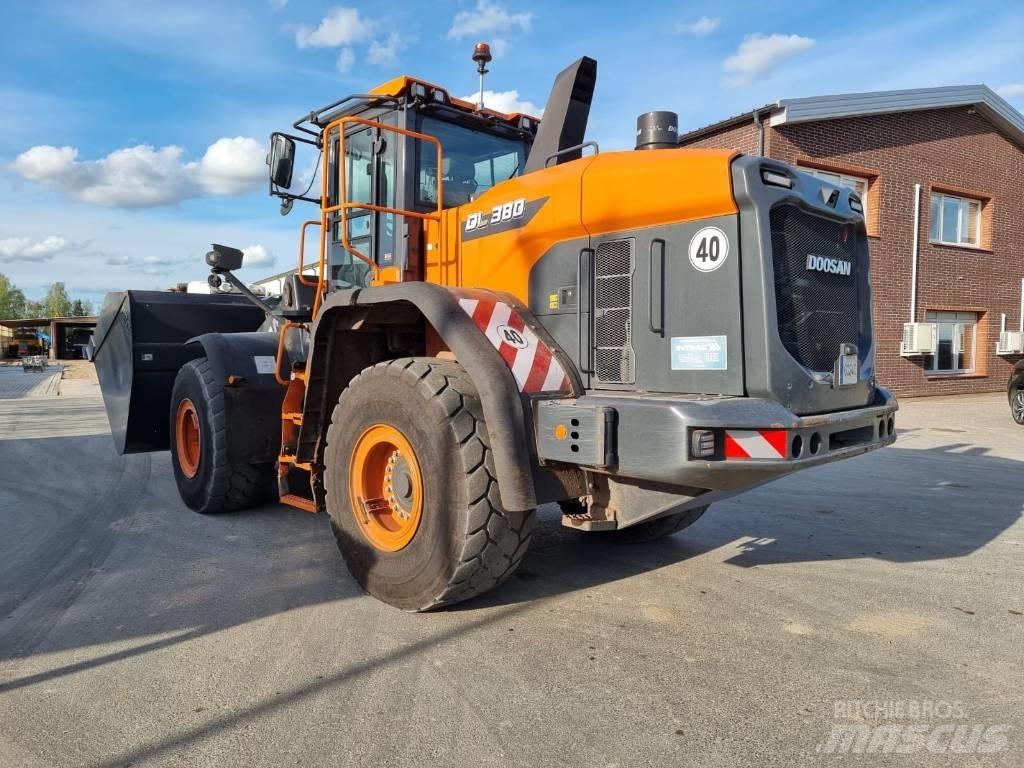 Doosan DL 380-7 Φορτωτές με λάστιχα (Τροχοφόροι)