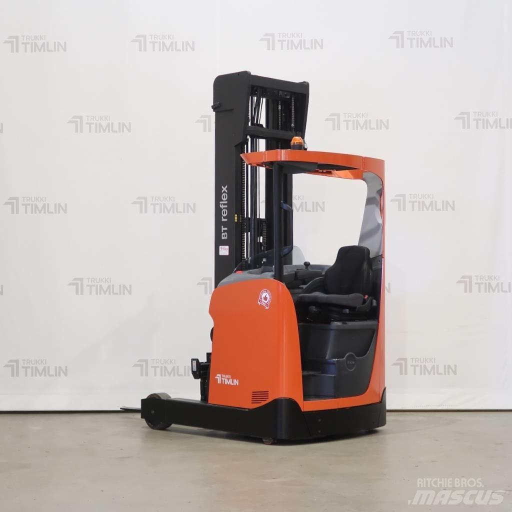 Toyota RRE140H Ανυψωτικά στενών δρόμων