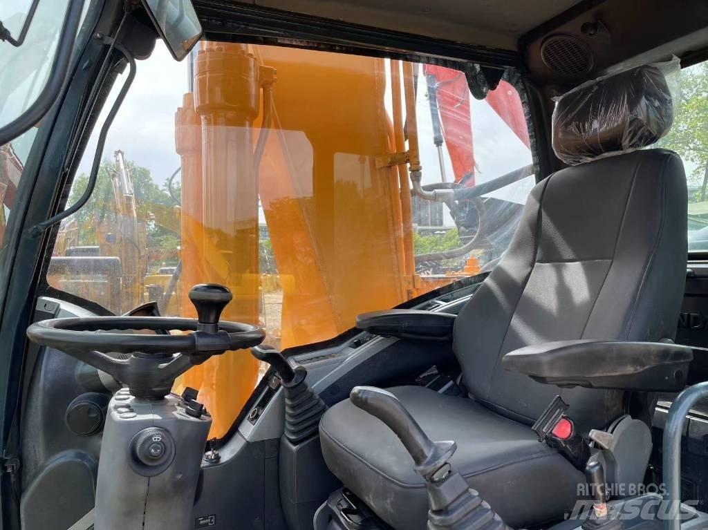 Hyundai R210W-9 Εκσκαφείς με τροχούς - λάστιχα