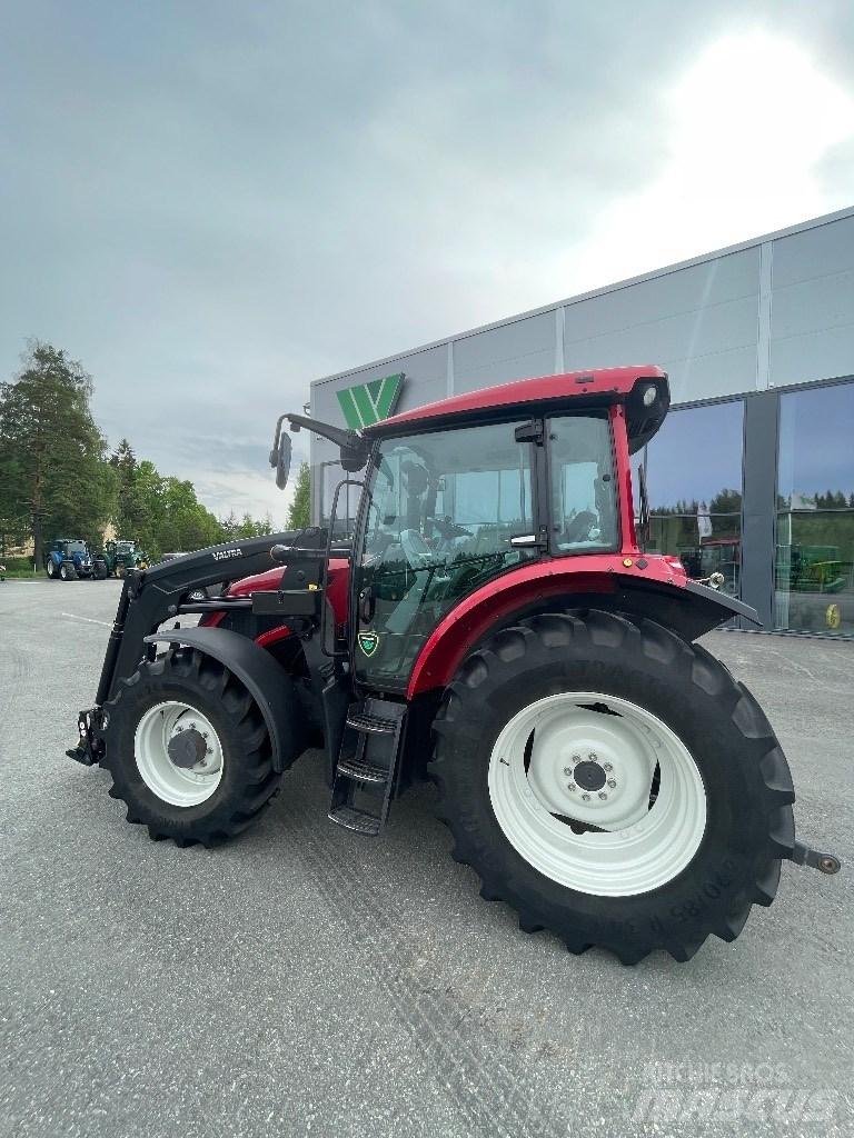 Valtra A105 Τρακτέρ