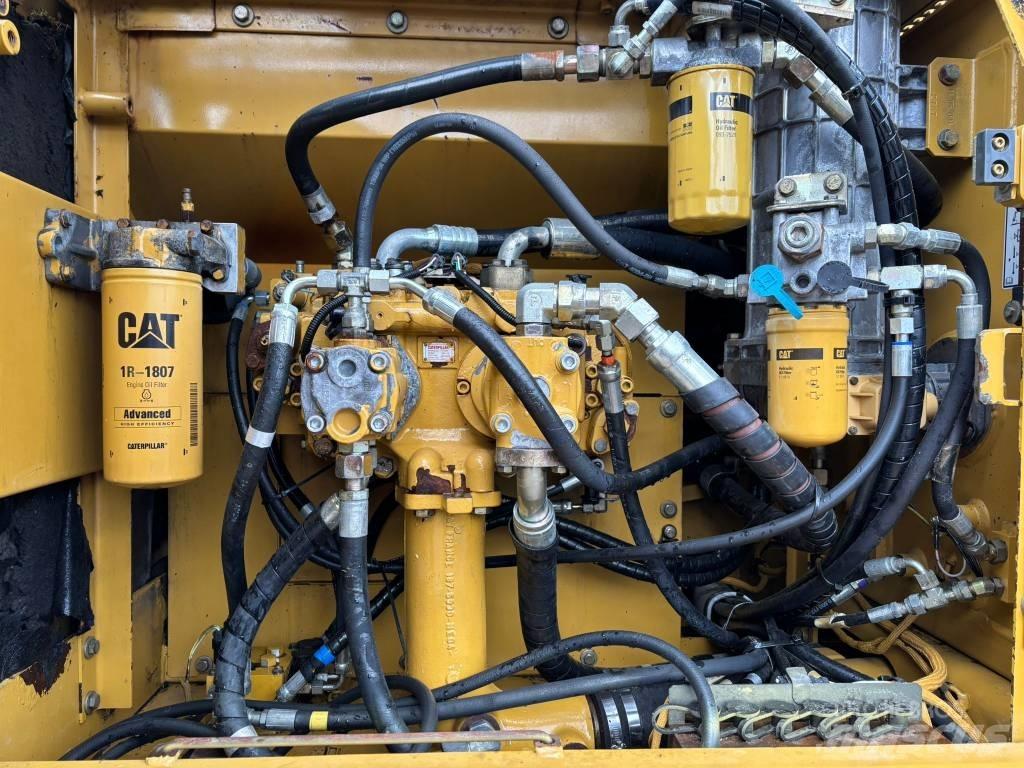CAT 325 CL Εκσκαφείς με ερπύστριες