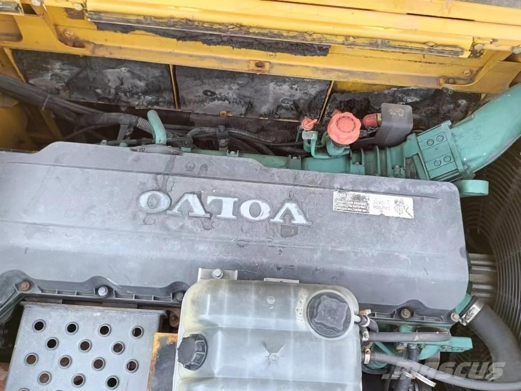 Volvo EC 480 Εκσκαφείς με ερπύστριες