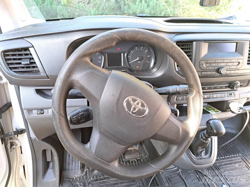 Toyota PROACE Αυτοκίνητα