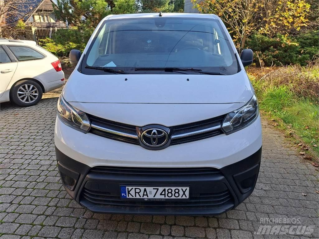 Toyota PROACE Αυτοκίνητα