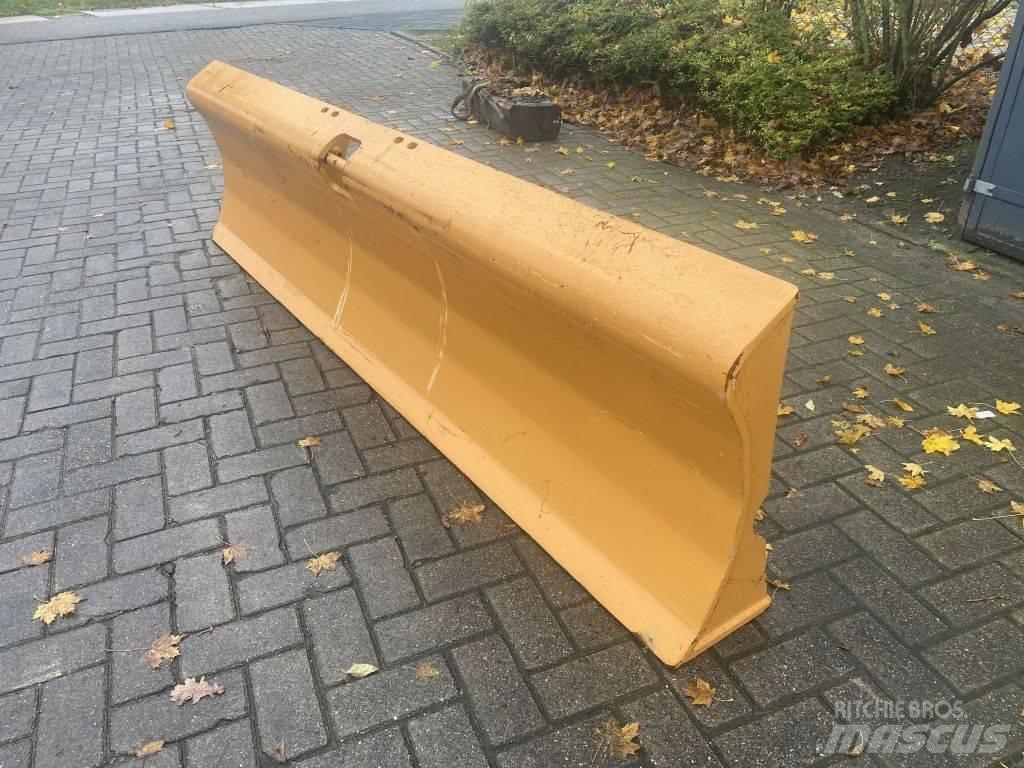 CASE DOZER BLADE Πτερύγια