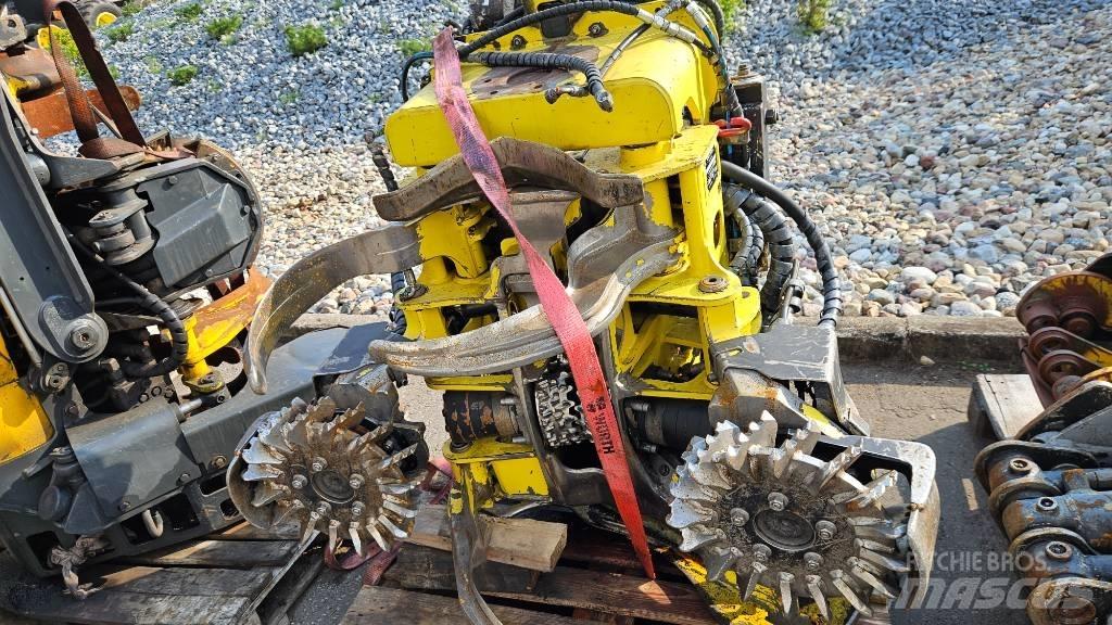 John Deere 1070 D Θεριζοαλωνιστικές μηχανές