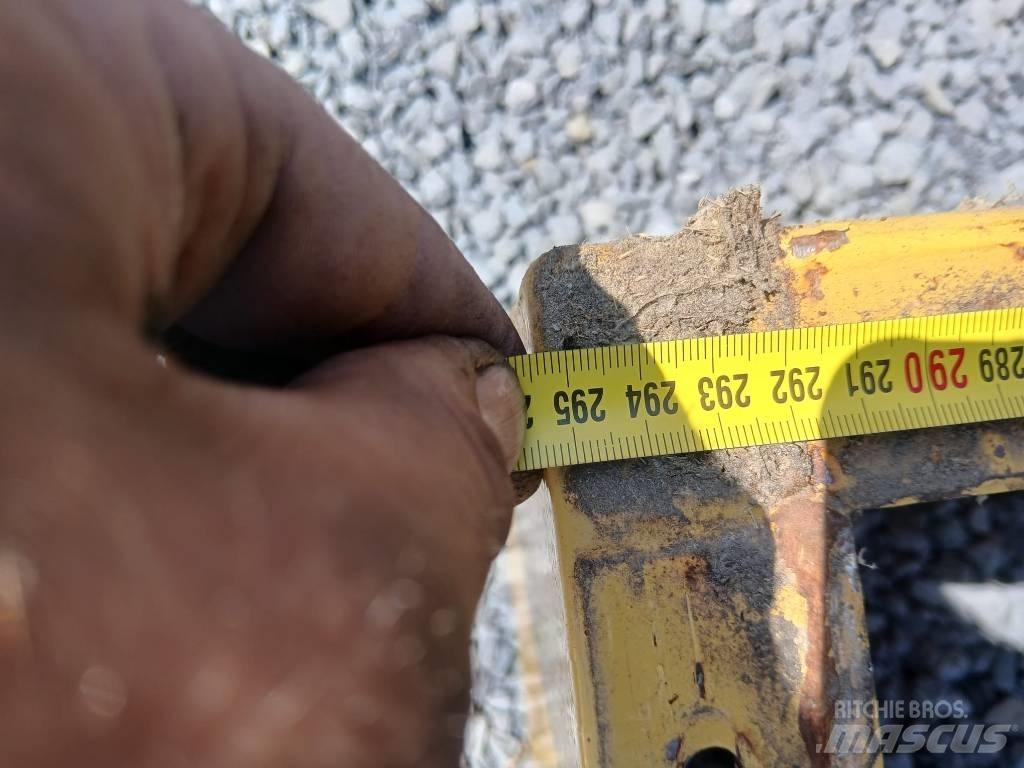 New Holland TX 67 Θεριζοαλωνιστικές μηχανές