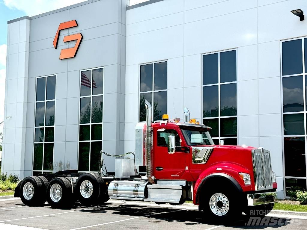 Kenworth W 990 Τράκτορες