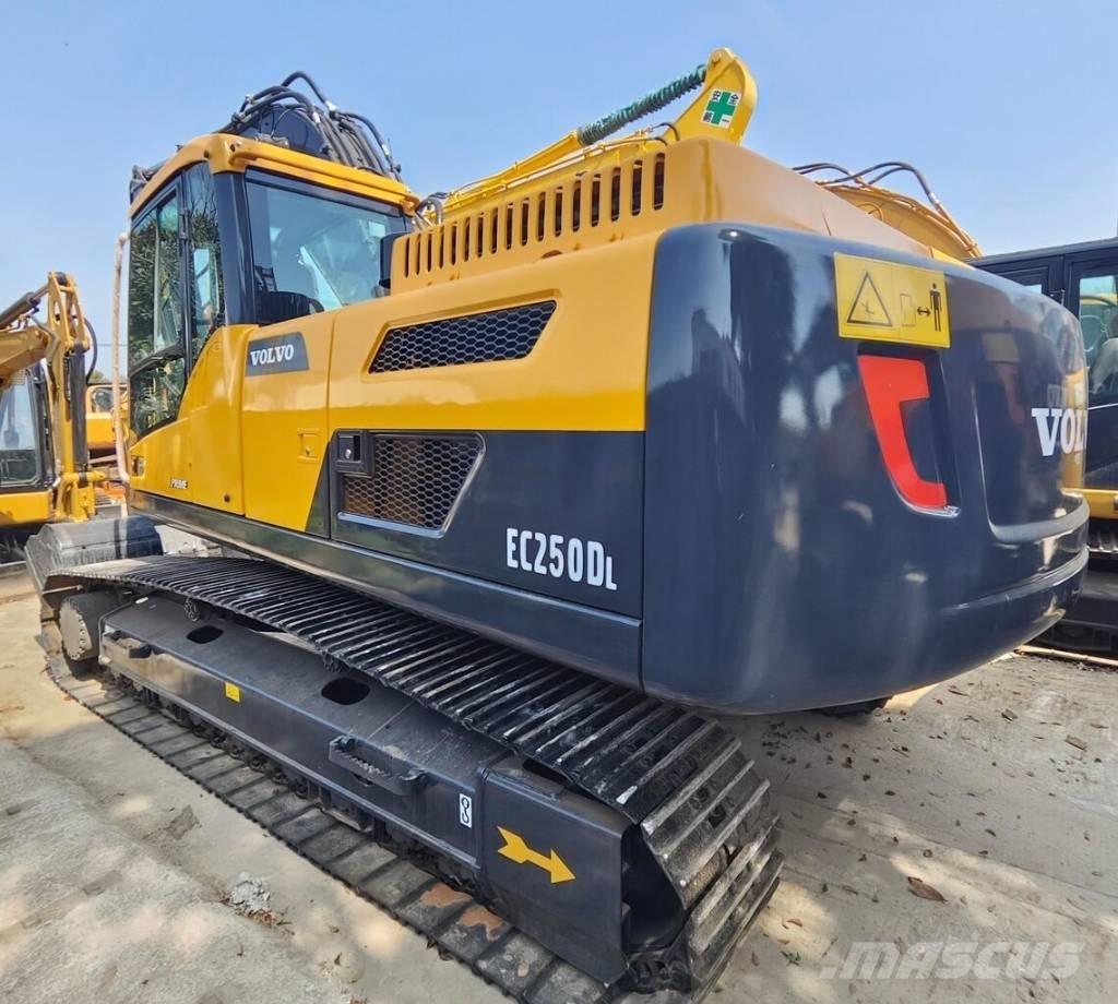 Volvo EC 250 D L Εκσκαφείς με ερπύστριες