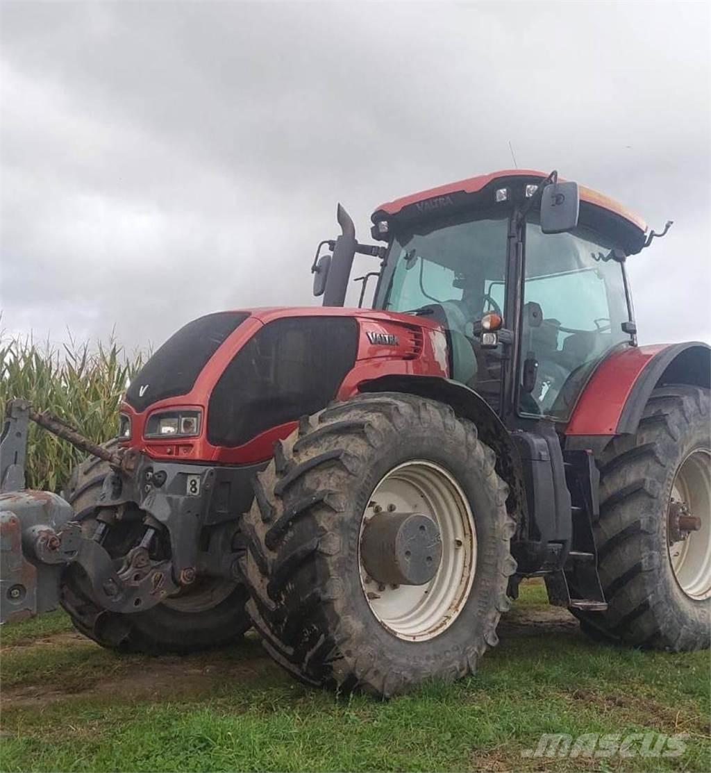 Valtra S352 Τρακτέρ