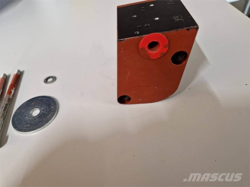 Rottne 025-0037 Υδραυλικά