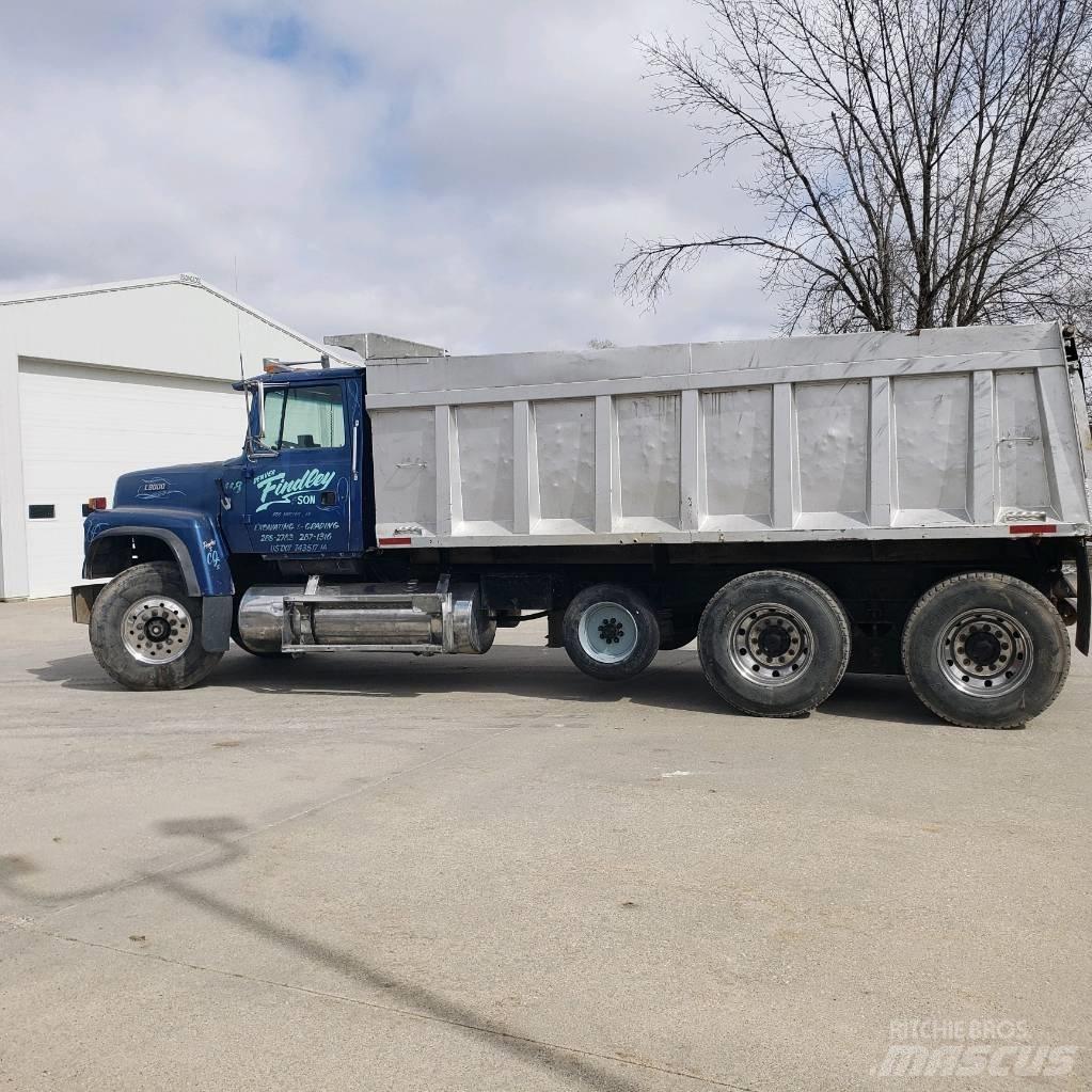 Ford L 9000 Φορτηγά Ανατροπή