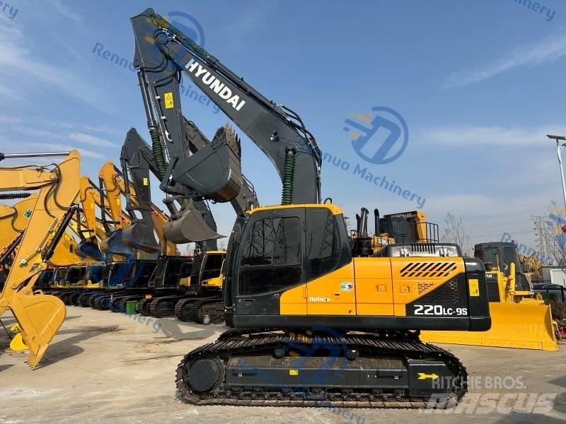 Hyundai R220LC-9S Εκσκαφείς με ερπύστριες
