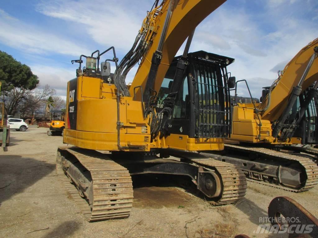 CAT 325 F LCR Εκσκαφείς με ερπύστριες