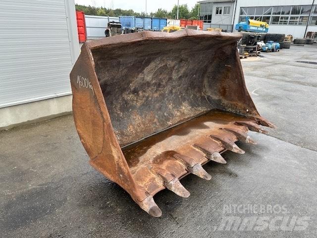 Liebherr LR 632 Κουβάδες