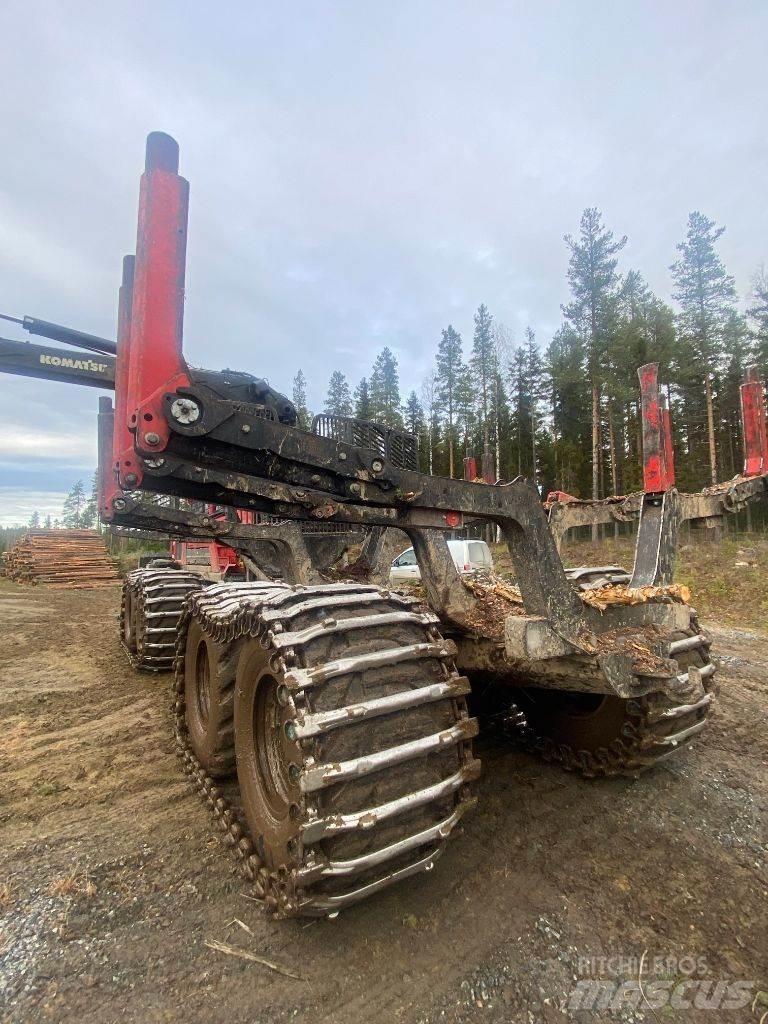 Komatsu 895 Μεταφορείς ξυλείας