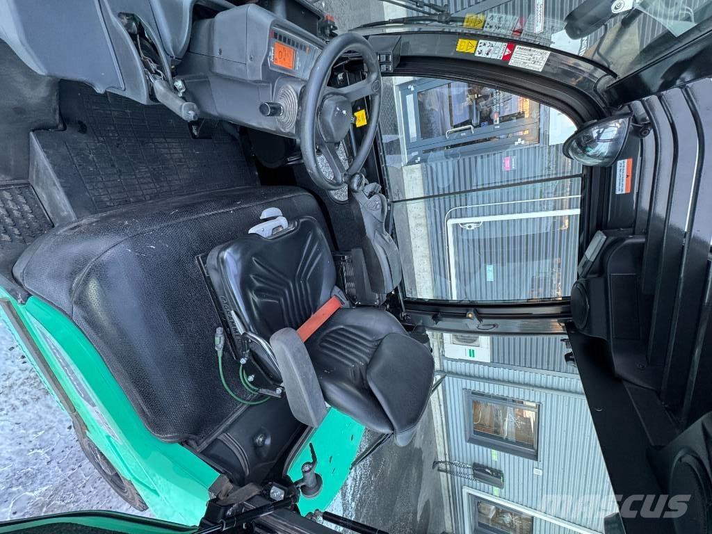 Mitsubishi FD25N3 Πετρελαιοκίνητα Κλαρκ