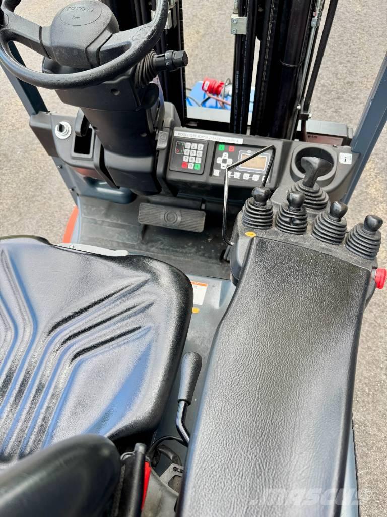 Toyota 8FBEKT18T Ηλεκτρικά περονοφόρα ανυψωτικά κλαρκ