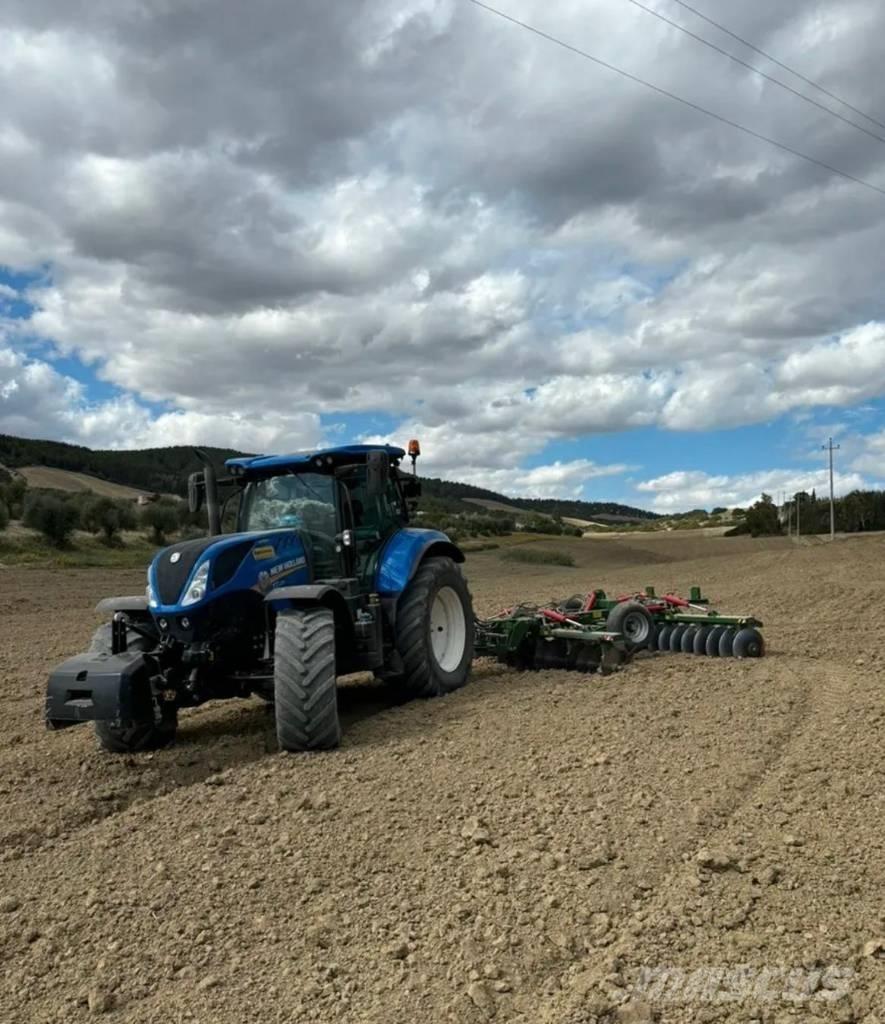 New Holland T 7.225 Τρακτέρ