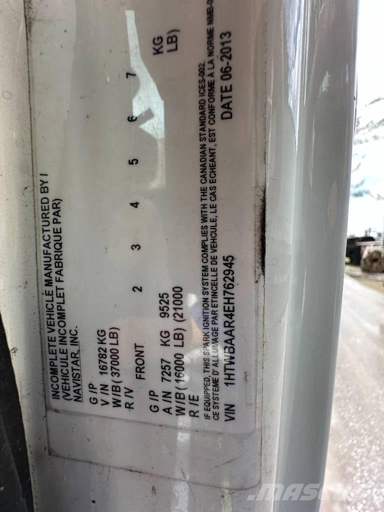 International 7300 Εναέριες πλατφόρμες τοποθετημένες σε φορτηγό