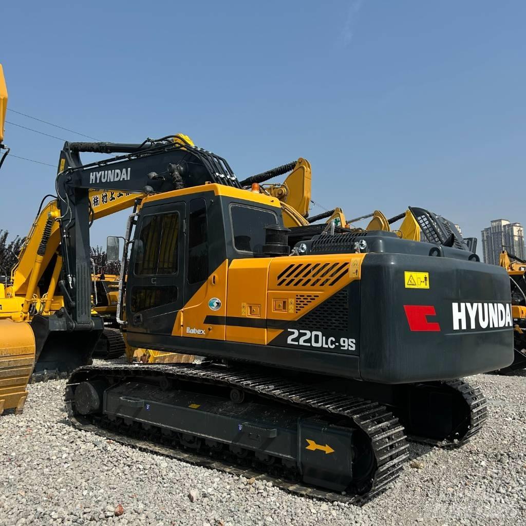 Hyundai 220Lc-9S Εκσκαφείς με ερπύστριες
