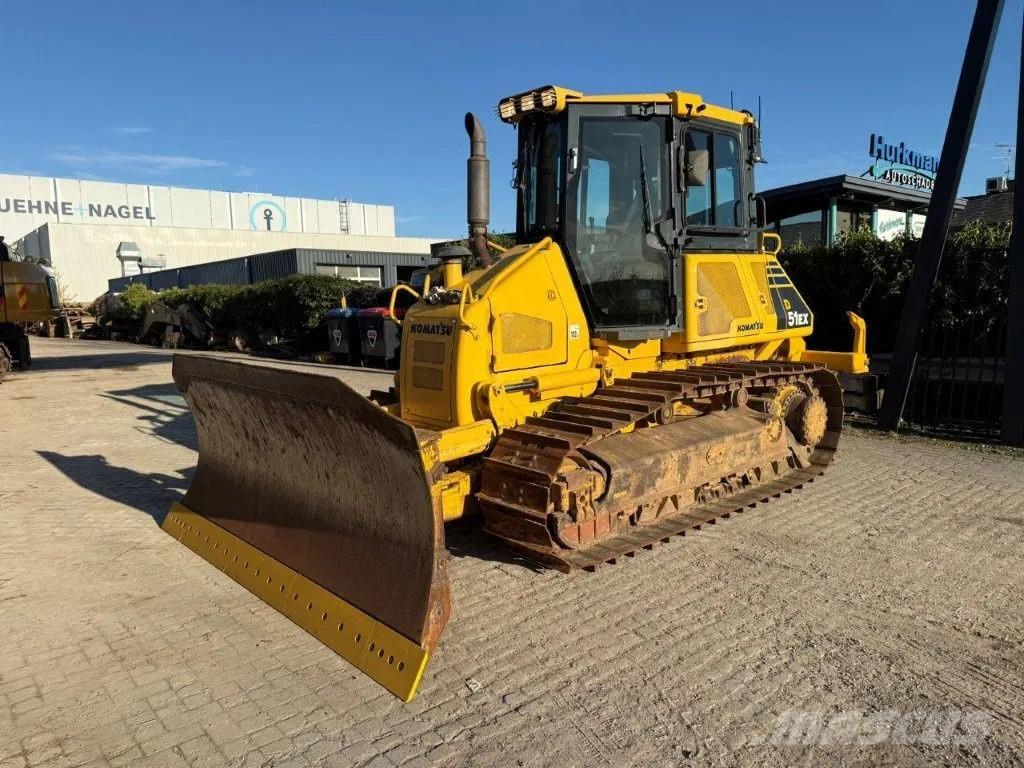 Komatsu D51EX-22 Μπουλντόζες με ερπύστριες