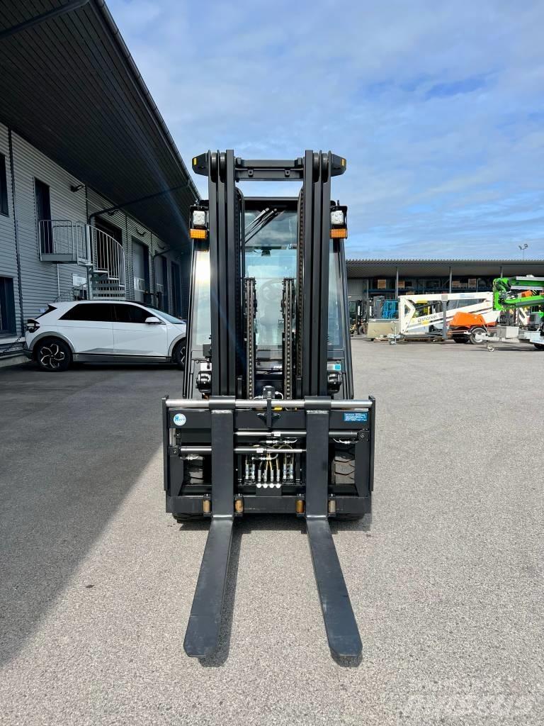 Hyundai 35DN-9V Πετρελαιοκίνητα Κλαρκ