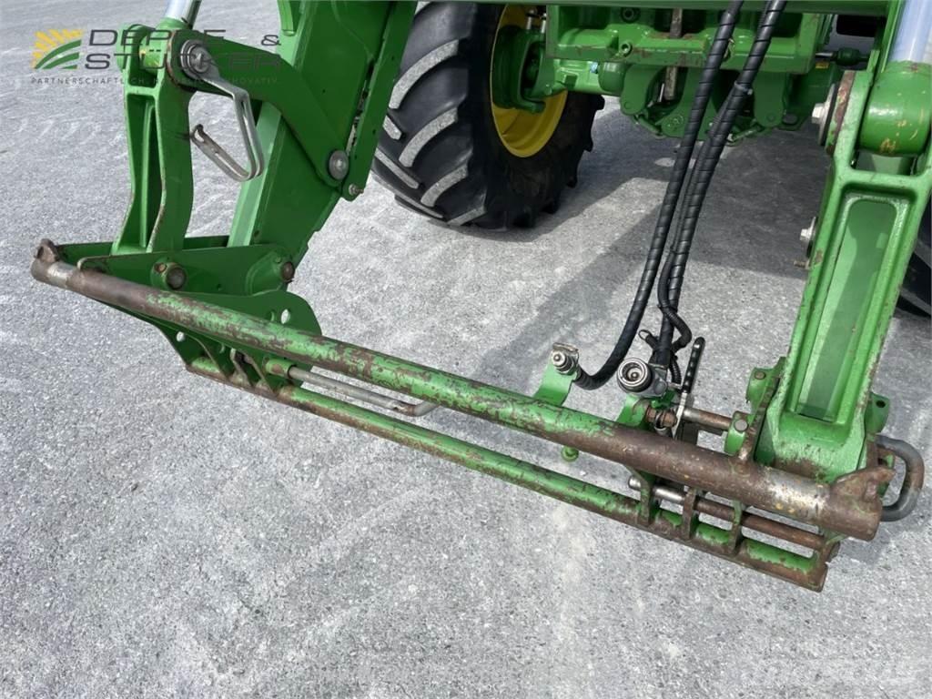 John Deere 6110R Τρακτέρ