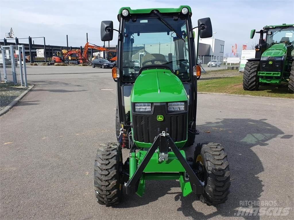 John Deere 2026R Τρακτέρ μικρών διαστάσεων