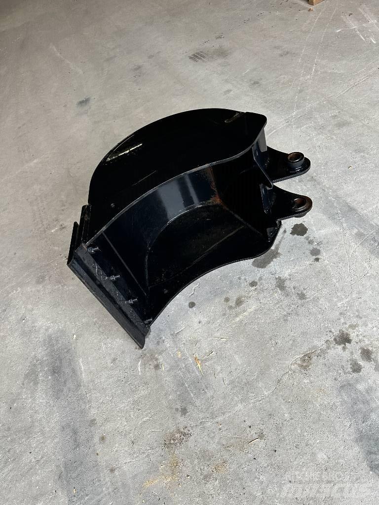 JCB 60 cm graveskovl Κουβάδες