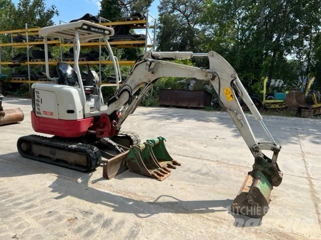 Takeuchi TB23R Εκσκαφάκι (διαβολάκι) < 7t