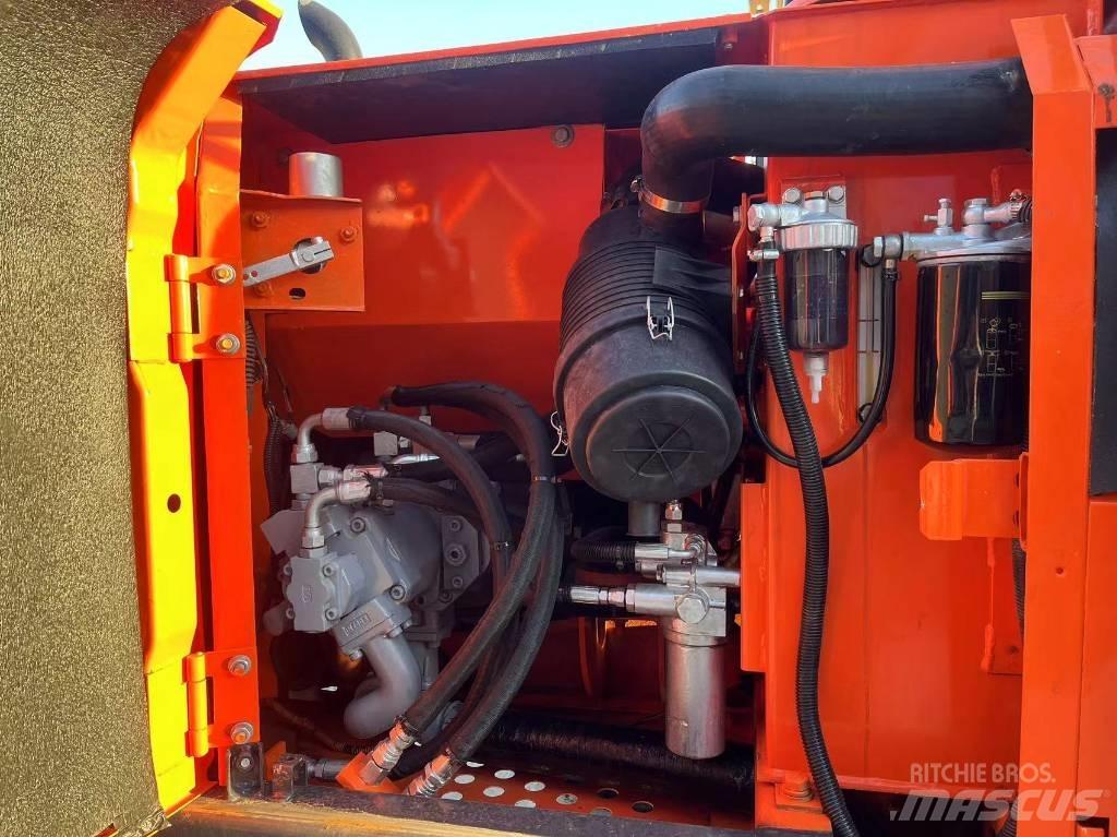 Hitachi ZX 70 Εκσκαφείς με ερπύστριες