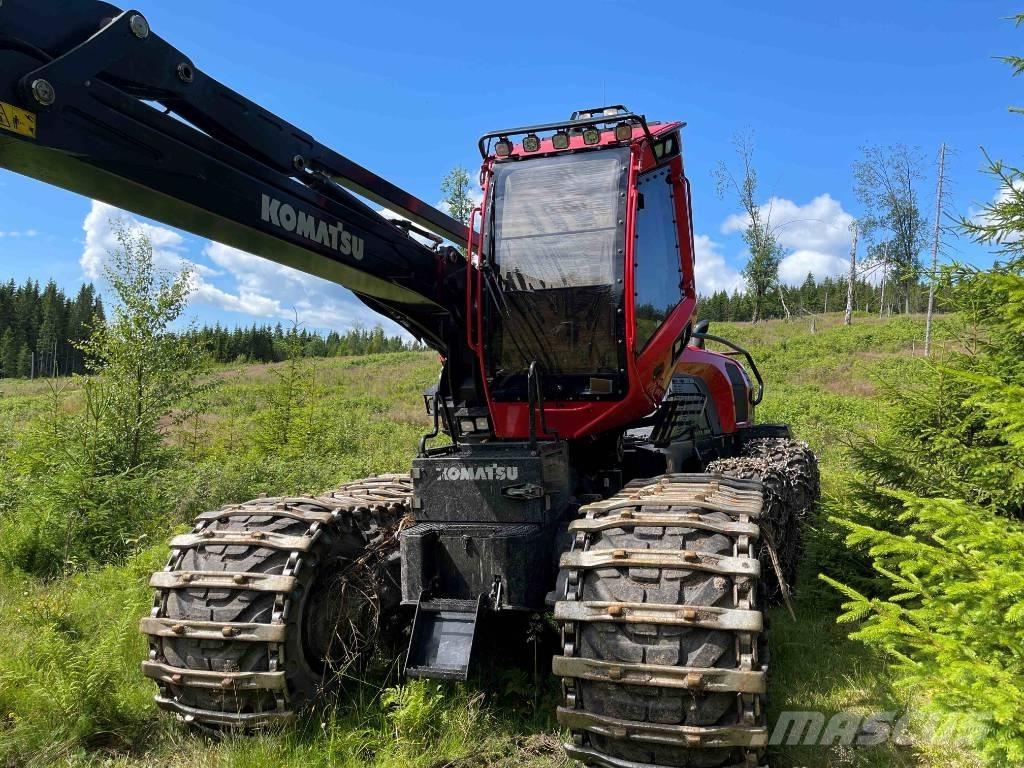 Komatsu 931 XC Θεριζοαλωνιστικές μηχανές