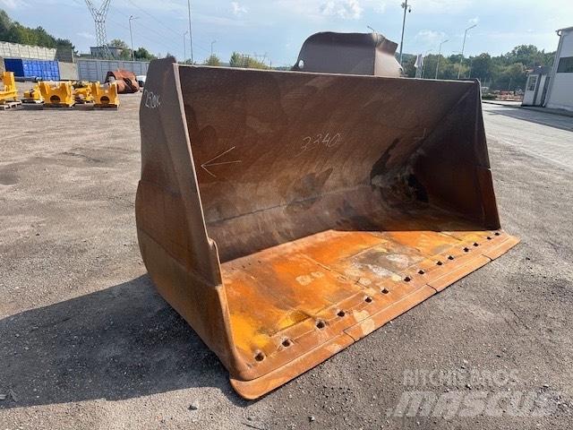 Volvo L 220 E BUCKET Κουβάδες