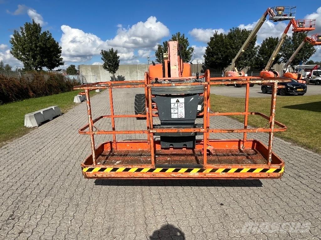 JLG 800 AJ Ανυψωτήρες με αρθρωτό βραχίονα